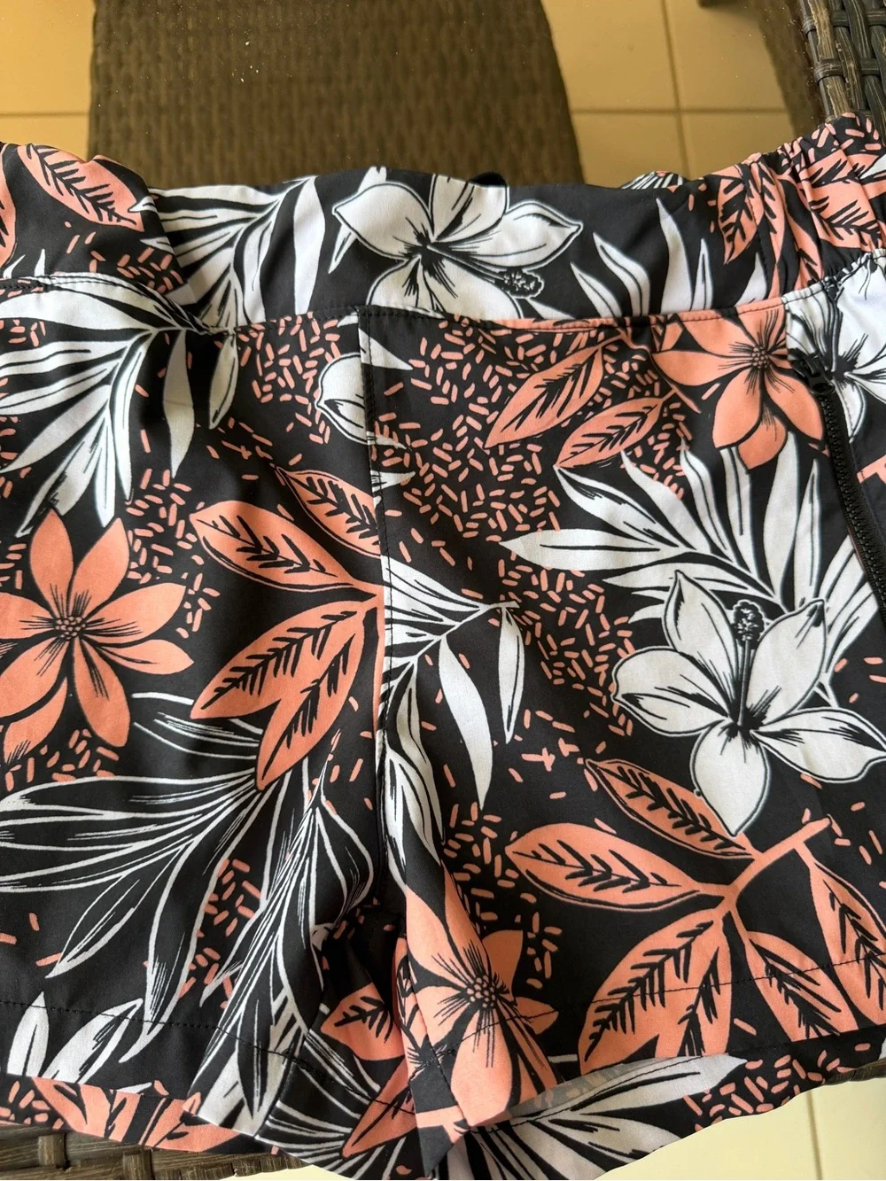 Reel Legends Black  Shorts with Coral & White Floral Design sz PS
